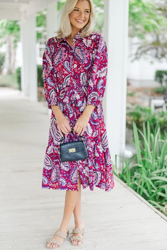 Midi dresses with polka dot prints for a playful summer outfit Just Having Fun Wine Red Paisley Midi Dress Midi dresses with polka dot prints for a playful summer outfit Just Having Fun Wine Red Paisley Midi Dress