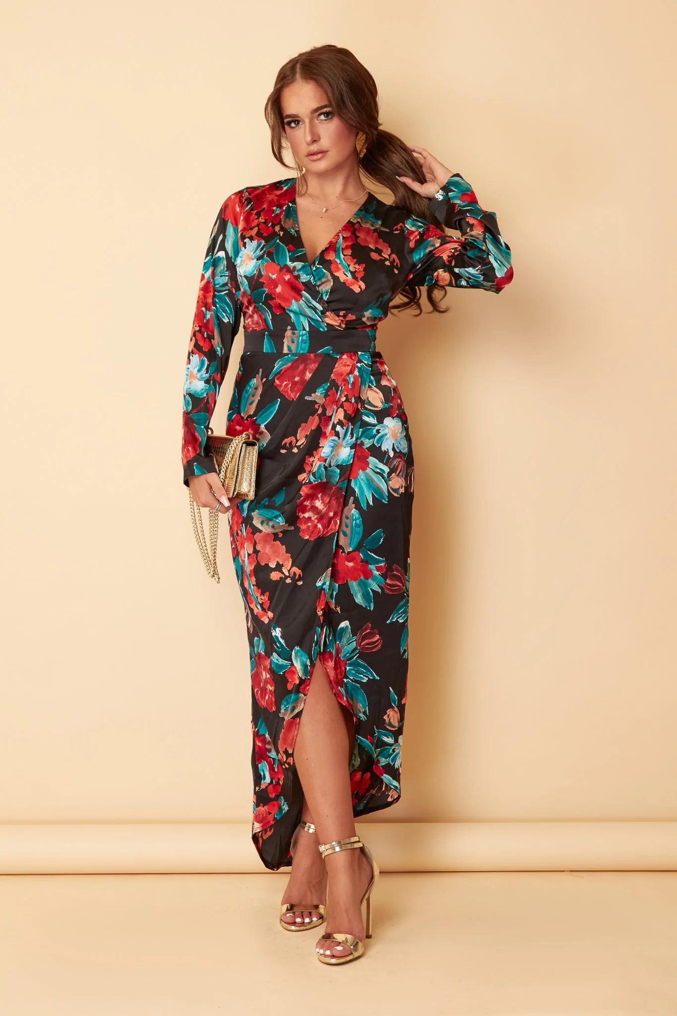 Midi dresses with one - shoulder designs for a modern and asymmetric style Grace Red Teal Floral Print Long Sleeve Maxi Dress Midi dresses with one - shoulder designs for a modern and asymmetric style Grace Red Teal Floral Print Long Sleeve Maxi Dress