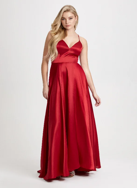 Sequined mini dresses for New Year's Eve Sleeveless Sweetheart Neck Dress
