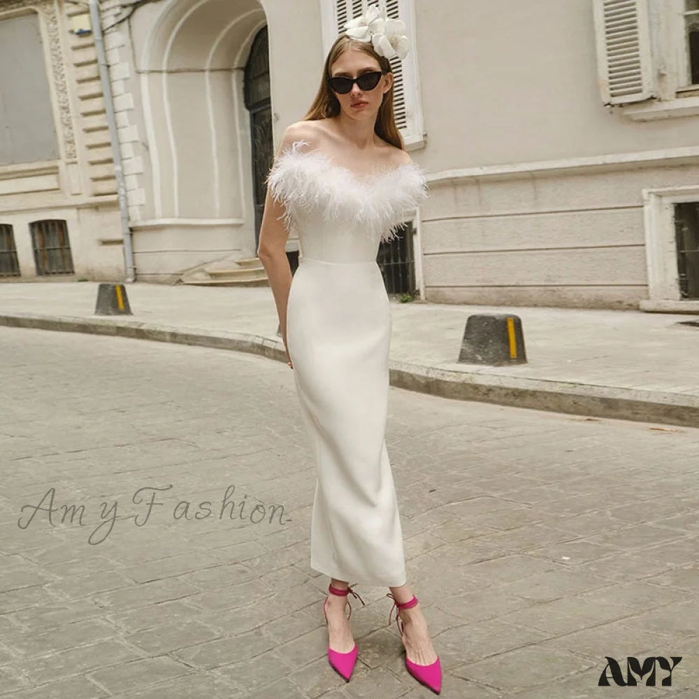 Midi dresses with animal prints for a bold and confident appearance Amy Fashion - Strapless Feather Evening Sexy Corset Bodycon Midi Dress Midi dresses with animal prints for a bold and confident appearance Amy Fashion - Strapless Feather Evening Sexy Corset Bodycon Midi Dress