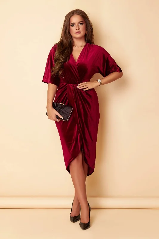 Midi dresses with tiered skirts for a bohemian festival look Nic Wine Velvet Wrap Detail Midi Dress Midi dresses with tiered skirts for a bohemian festival look Nic Wine Velvet Wrap Detail Midi Dress