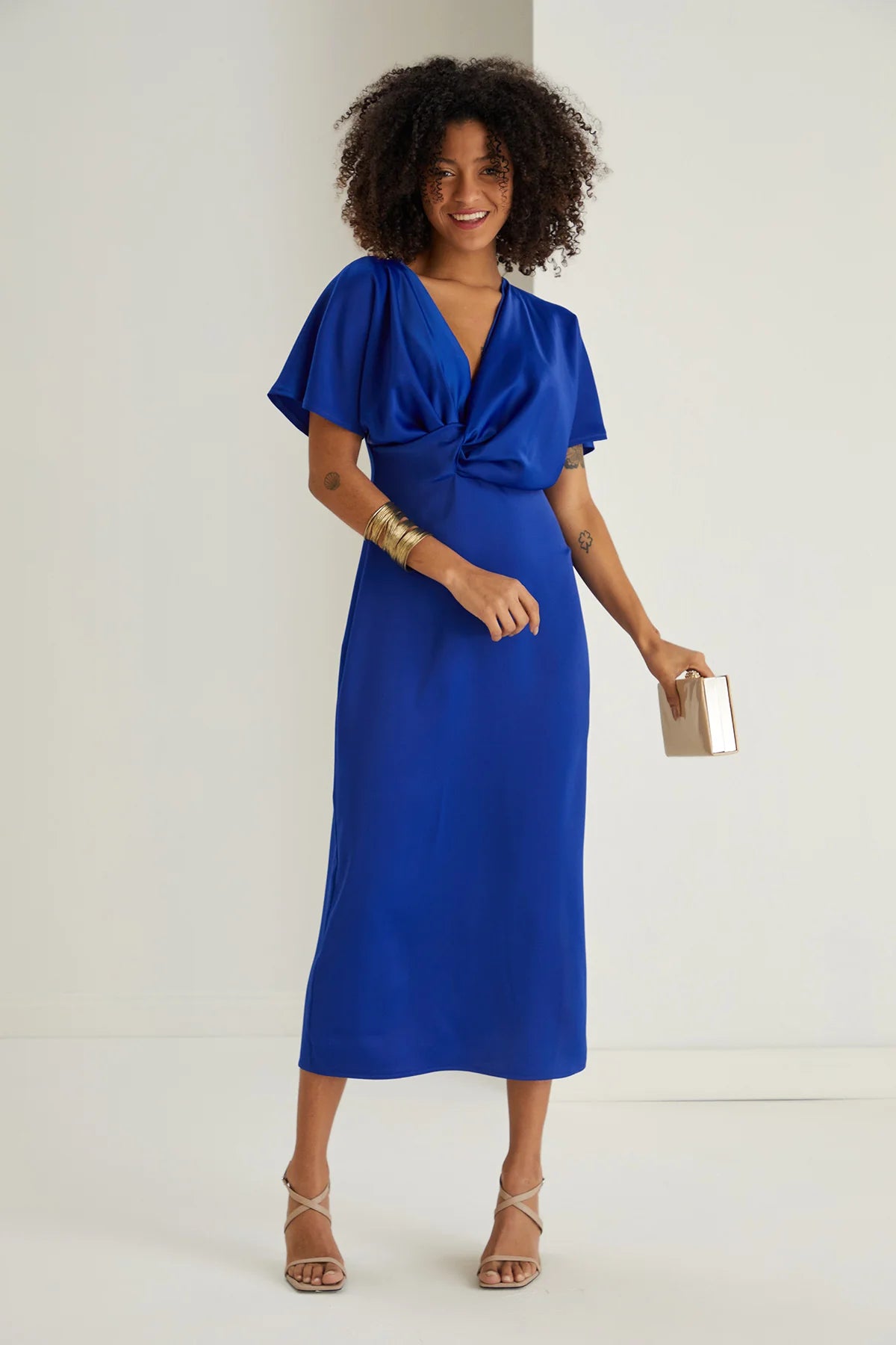 Midi dresses with ruffled hems for a romantic date night Farra Cobalt Blue Twist Detail Satin Midi Dress Midi dresses with ruffled hems for a romantic date night Farra Cobalt Blue Twist Detail Satin Midi Dress