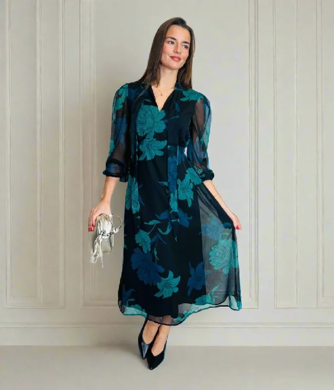 Midi dresses with pleated bodices for a classic and tailored look Floral Chiffon Tie Neck Midi Dress Midi dresses with pleated bodices for a classic and tailored look Floral Chiffon Tie Neck Midi Dress