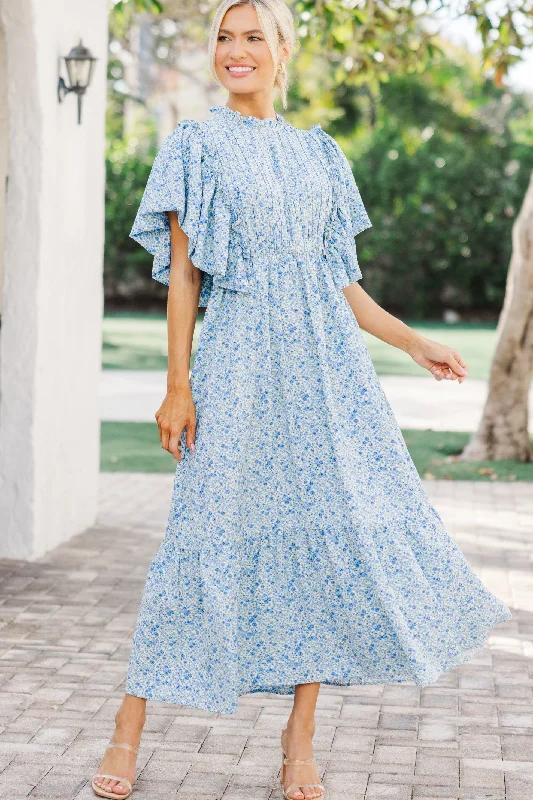 Midi dresses with printed lining for a hidden and stylish detail Say You Love It Blue Ditsy Floral Midi Dress Midi dresses with printed lining for a hidden and stylish detail Say You Love It Blue Ditsy Floral Midi Dress