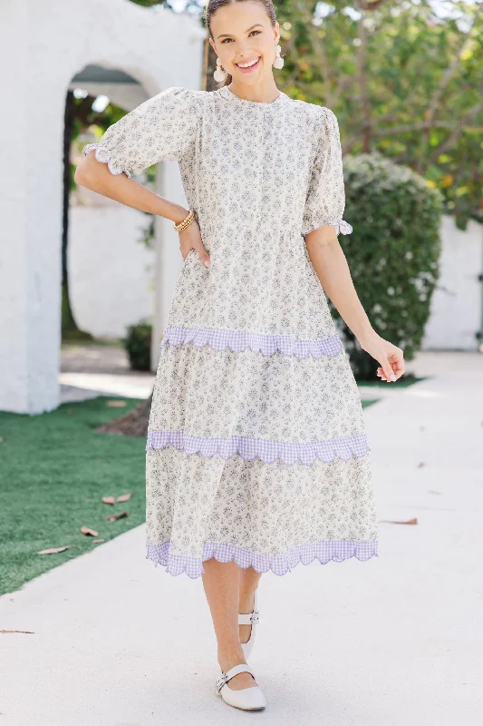 Midi dresses with ruched bodices for a feminine and fitted feel Perfectly Paired Cream Floral Midi Dress Midi dresses with ruched bodices for a feminine and fitted feel Perfectly Paired Cream Floral Midi Dress
