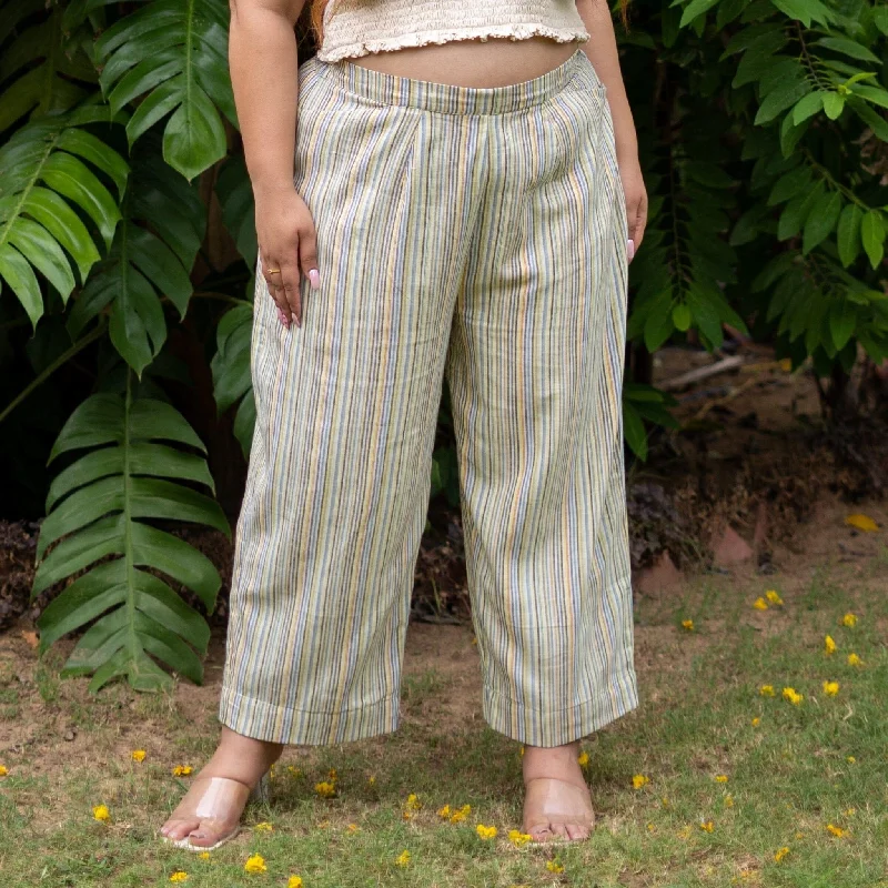 Skinny Fit Women's Leather Look Leggings for a Rocker VibeMulticolor Striped Handspun Cotton High-Rise Elasticated Straight Pant Skinny Fit Women's Leather Look Leggings for a Rocker VibeMulticolor Striped Handspun Cotton High-Rise Elasticated Straight Pant
