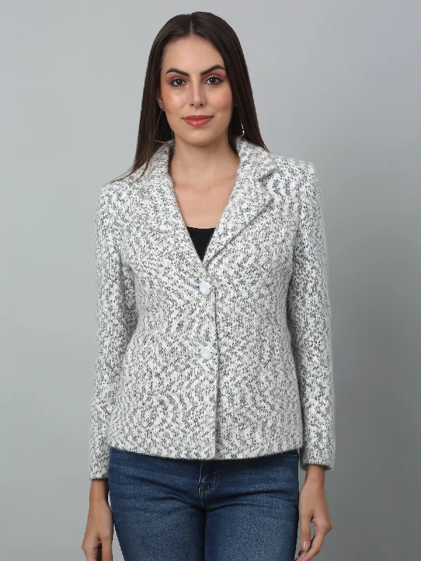 Plus Size Women's Cropped Velvet Blazers in Burgundy for a Night OutWomen's White Single breasted Notched Lapel Collar Blazer Plus Size Women's Cropped Velvet Blazers in Burgundy for a Night OutWomen's White Single breasted Notched Lapel Collar Blazer