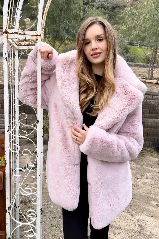 Shearling - lined women's leather coats for ultimate warmth and luxuryWomen's Short Duchess Coat in "Plush Blush Pink" Shearling - lined women's leather coats for ultimate warmth and luxuryWomen's Short Duchess Coat in "Plush Blush Pink"