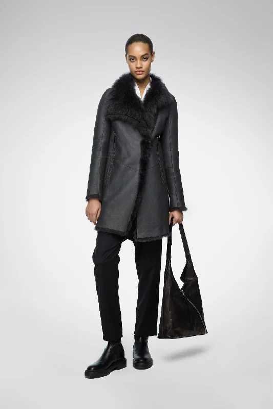Women's knee - length wool blend coats with a fur collar for added warmthElena - Anthracite Shearling Coat Women's knee - length wool blend coats with a fur collar for added warmthElena - Anthracite Shearling Coat
