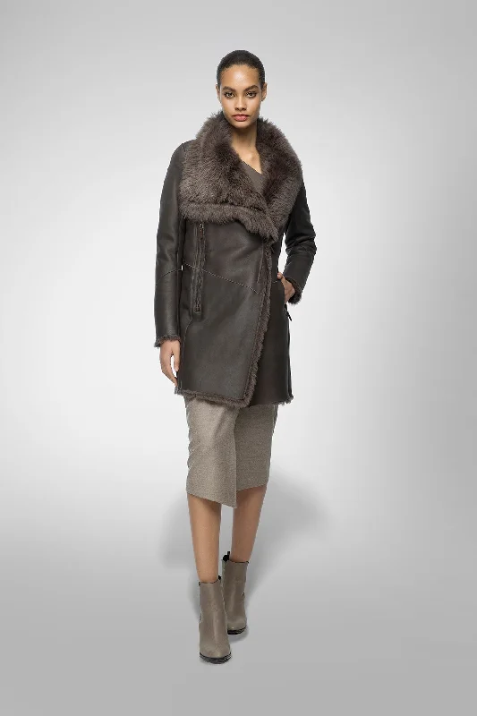 Quilted down women's coats with removable hoods for outdoor activitiesElena - Brown Bitter Shearling Coat