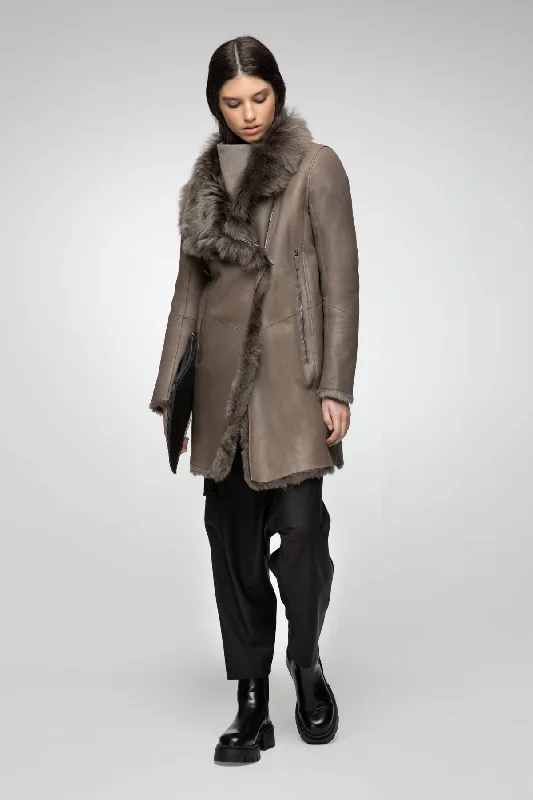 Women's reversible down coats with two - tone designs for versatile stylingElena - Nude Shearling Coat Women's reversible down coats with two - tone designs for versatile stylingElena - Nude Shearling Coat
