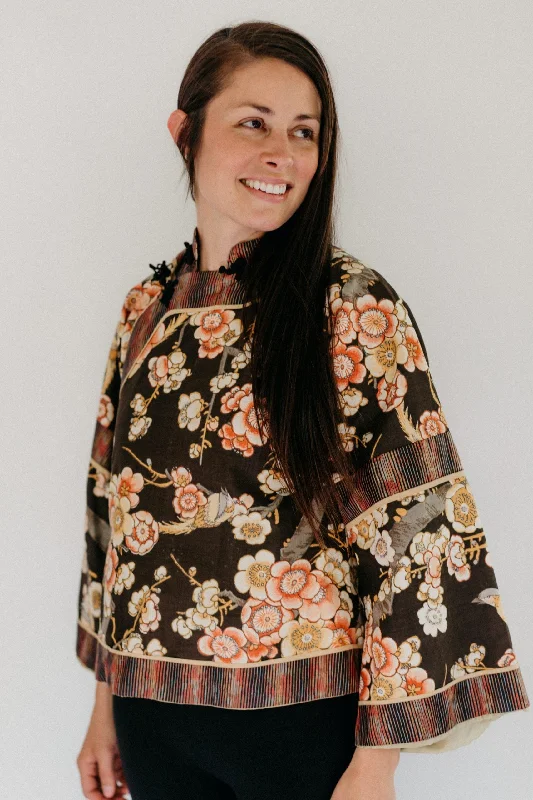 Oversized women's wool coats in a monochromatic look for a trendy outfitFolkwear 114 Chinese Jacket Oversized women's wool coats in a monochromatic look for a trendy outfitFolkwear 114 Chinese Jacket