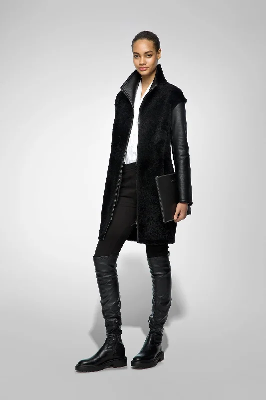 Women's long - sleeve wool coats in a houndstooth pattern for a classic charmJuly - Black Shearling Coat Women's long - sleeve wool coats in a houndstooth pattern for a classic charmJuly - Black Shearling Coat
