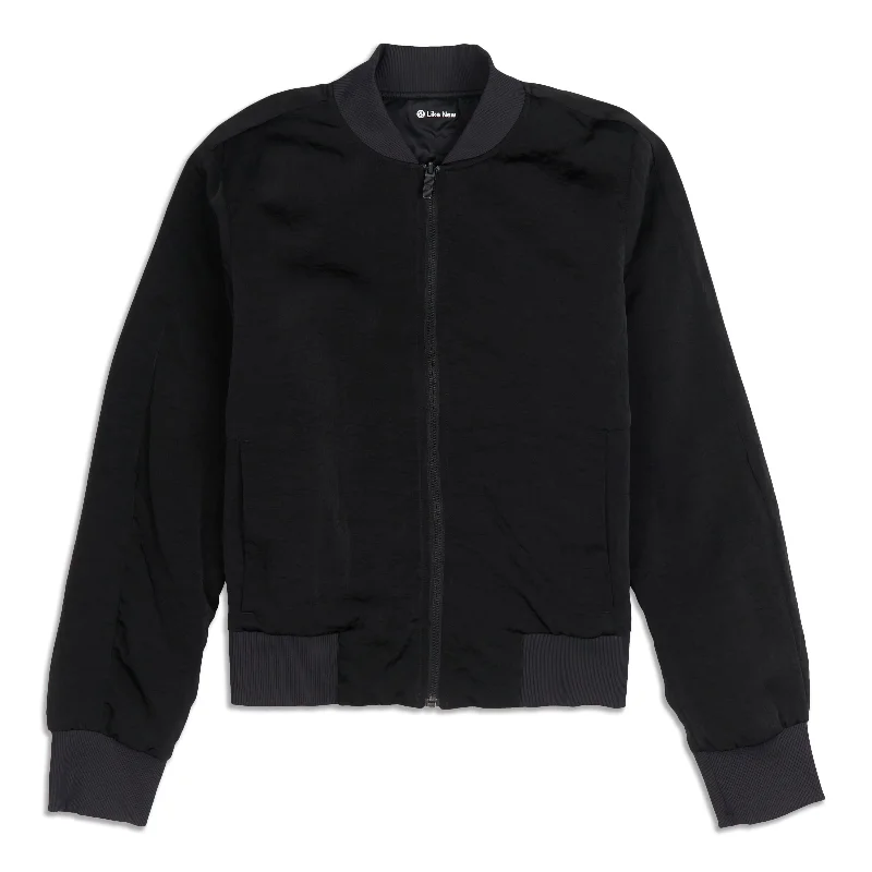 Mid - length women's down coats in a slim fit for a modern and sleek appearanceNon-Stop Bomber Jacket Mid - length women's down coats in a slim fit for a modern and sleek appearanceNon-Stop Bomber Jacket