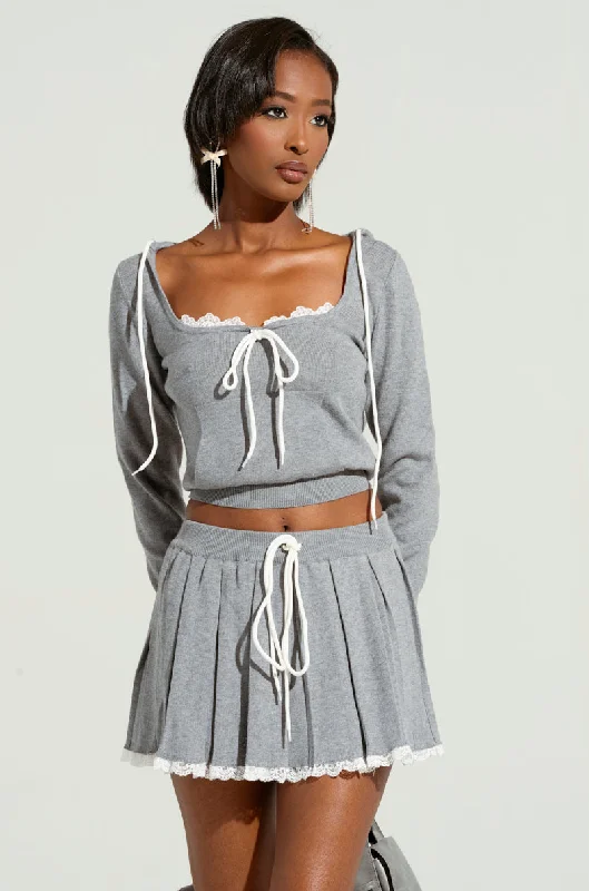 lightweight women cardigan for spring and fallPRETTY GIRL PROBLEMS TOP