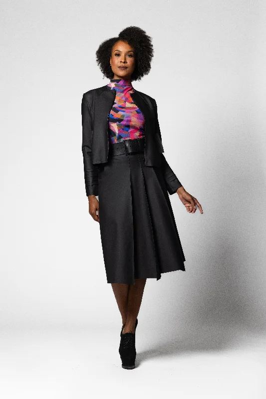 Women's long - sleeve wool coats in a houndstooth pattern for a classic charmTakahashi Jacket - Guntar Women's long - sleeve wool coats in a houndstooth pattern for a classic charmTakahashi Jacket - Guntar