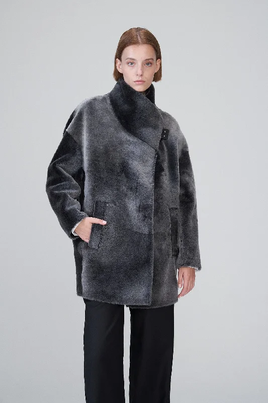 Women's reversible down coats with two - tone designs for versatile stylingTanya - Black Shearling Coat Women's reversible down coats with two - tone designs for versatile stylingTanya - Black Shearling Coat