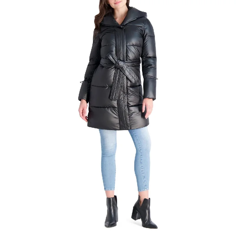 Checkered women's wool coats in a classic pattern for a timeless styleVia Spiga Women's Quilted Mid-Length Puffer Coat with Belted Waist Checkered women's wool coats in a classic pattern for a timeless styleVia Spiga Women's Quilted Mid-Length Puffer Coat with Belted Waist