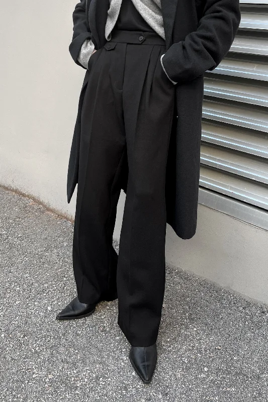 long length women cardigan with side slitsWIDE LEG TROUSER WITH WAIST DETAILS