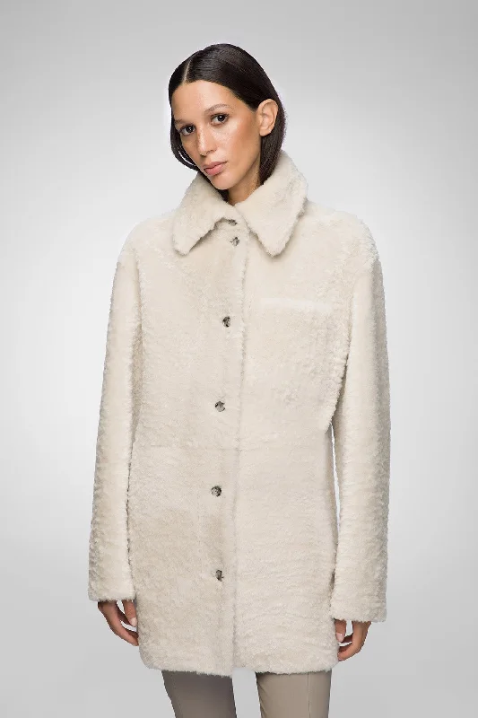 Women's waterproof parka coats with multiple pockets for practicalityYuki - Cream Shearling Coat Women's waterproof parka coats with multiple pockets for practicalityYuki - Cream Shearling Coat