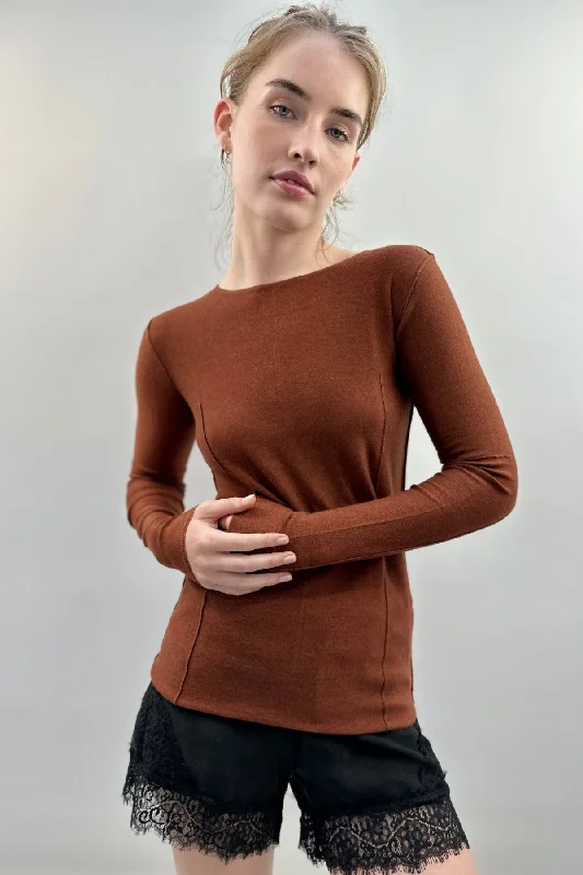 Plus Size Women's Ruffled Hem Sweaters in Floral PrintsDonna Tobacco