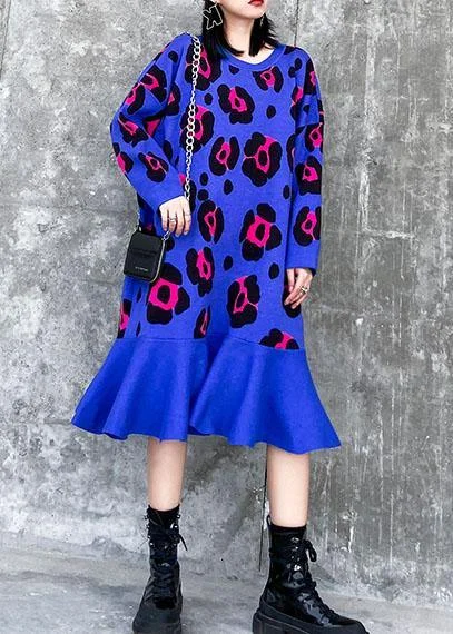 Midi - Length Women's Shetland Wool Sweater Dresses in Traditional PatternsFor Work blue print Sweater weather Largo o neck Ruffles Big knit dress Midi - Length Women's Shetland Wool Sweater Dresses in Traditional PatternsFor Work blue print Sweater weather Largo o neck Ruffles Big knit dress