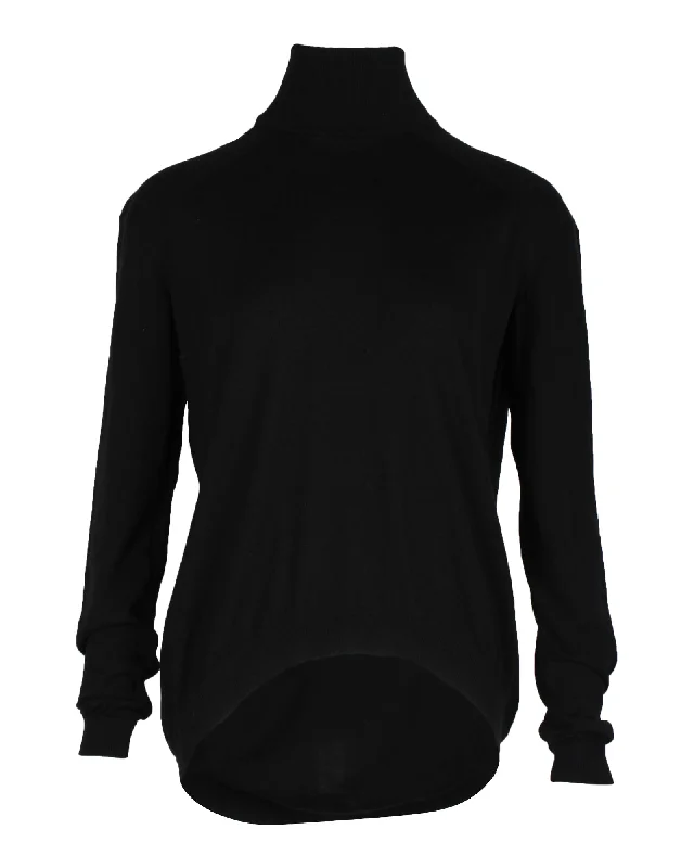 Midi - Length Women's Shetland Wool Sweater Dresses in Traditional PatternsGivenchy Mock Neck Sweater in Black Wool Midi - Length Women's Shetland Wool Sweater Dresses in Traditional PatternsGivenchy Mock Neck Sweater in Black Wool