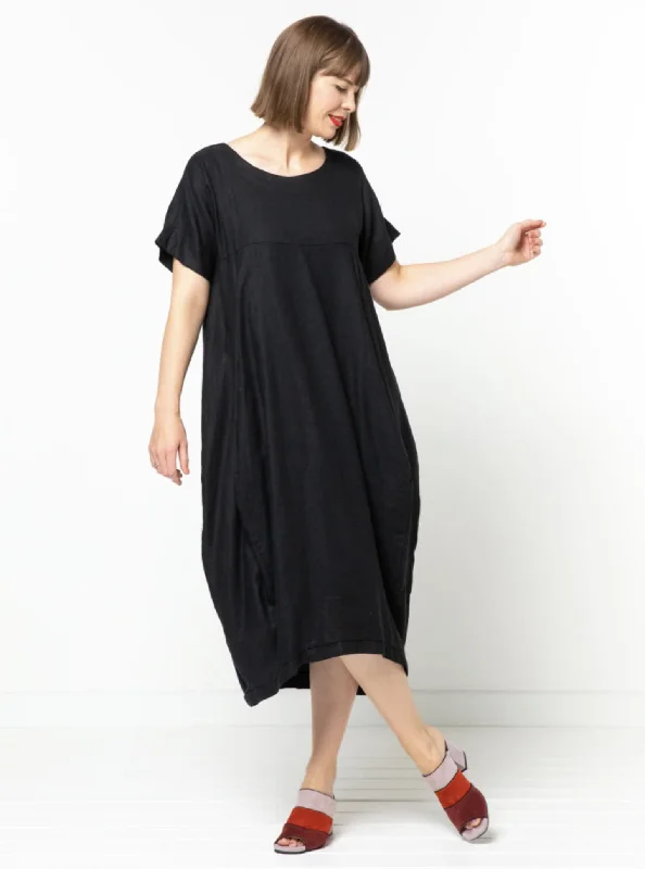 Empire Waist Women's Alpaca Wool Sweater Dresses in Earthy TonesStyle Arc Sydney Designer Dress Empire Waist Women's Alpaca Wool Sweater Dresses in Earthy TonesStyle Arc Sydney Designer Dress