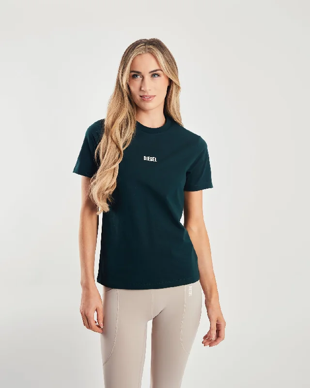 Crop Top Women T Shirt to Pair with High - Waisted BottomsHazel Tee Ponderosa Pine