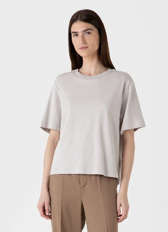 Plus Size Women T Shirt for a Comfortable and Flattering FitWomen's Boxy Heavyweight T-shirt in Putty Plus Size Women T Shirt for a Comfortable and Flattering FitWomen's Boxy Heavyweight T-shirt in Putty