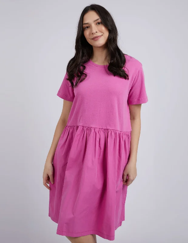 Plus Size Women Dress with a Flattering A - Line Cut for Comfort and StyleElm Nahla Dress Super Pink Plus Size Women Dress with a Flattering A - Line Cut for Comfort and StyleElm Nahla Dress Super Pink