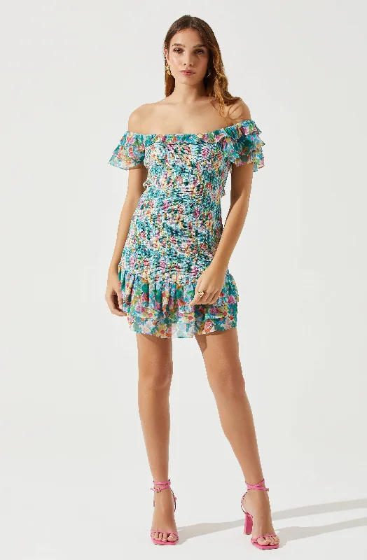 Halter Neck Women Dress to Show Off the Shoulders and NecklineFlutter Sleeve Smocked Mini Dress Halter Neck Women Dress to Show Off the Shoulders and NecklineFlutter Sleeve Smocked Mini Dress