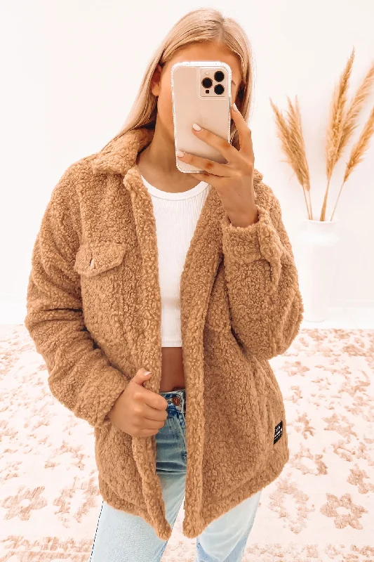 Women's trench coats with a removable belt for customizable stylingGemma Teddy Shacket Tan Women's trench coats with a removable belt for customizable stylingGemma Teddy Shacket Tan