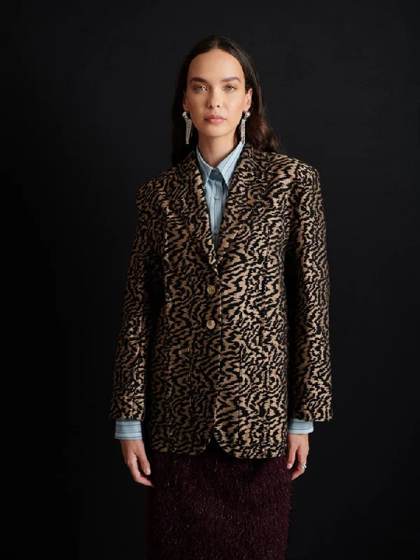 Women's cropped leather jackets with a fringe detail for a western - inspired outfitPhoebe Jacquard Blazer Women's cropped leather jackets with a fringe detail for a western - inspired outfitPhoebe Jacquard Blazer