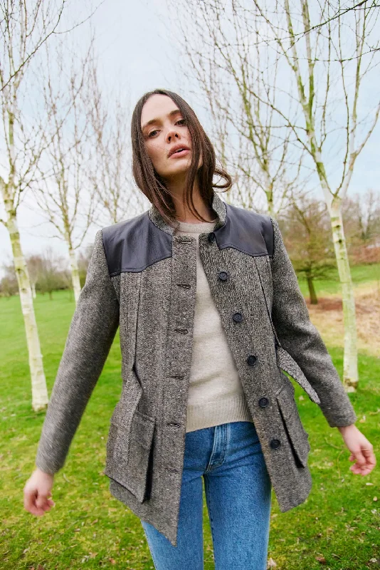 Women's double - breasted tweed jackets in classic colors for a sophisticated office lookDonegal Tweed Norfolk Jacket Women's double - breasted tweed jackets in classic colors for a sophisticated office lookDonegal Tweed Norfolk Jacket