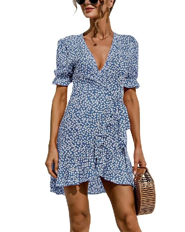 Halter Neck Women Dress to Show Off the Shoulders and Neckline Halter Neck Women Dress to Show Off the Shoulders and Neckline DELLI.S Dress