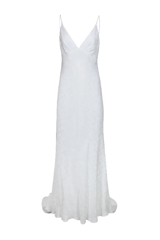Sheath Women Dress with a Tailored Fit for a Professional Look Sheath Women Dress with a Tailored Fit for a Professional Look Jenny Yoo - White "Cadence" Floral Jacquard Slip Formal Dress Sz 6 Sheath Women Dress with a Tailored Fit for a Professional Look Sheath Women Dress with a Tailored Fit for a Professional Look Jenny Yoo - White "Cadence" Floral Jacquard Slip Formal Dress Sz 6