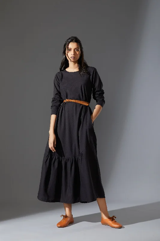 Off - the - Shoulder Women Dress for a Romantic and Feminine Look Off - the - Shoulder Women Dress for a Romantic and Feminine Look MATI NEW ABOLI- AW BLACK Off - the - Shoulder Women Dress for a Romantic and Feminine Look Off - the - Shoulder Women Dress for a Romantic and Feminine Look MATI NEW ABOLI- AW BLACK