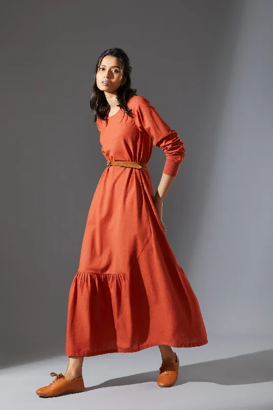 Maxi Women Dress with Floral Print for a Bohemian Vibe Maxi Women Dress with Floral Print for a Bohemian Vibe MATI NEW ABOLI- AW RUST Maxi Women Dress with Floral Print for a Bohemian Vibe Maxi Women Dress with Floral Print for a Bohemian Vibe MATI NEW ABOLI- AW RUST