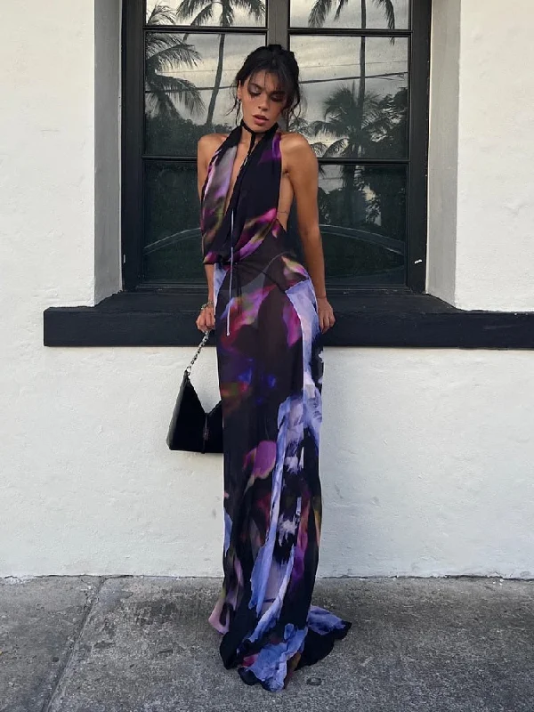 Maxi dresses with a gathered skirt for a voluminous and dramatic effectFashionSierra - Backless Print Halter BodyconClub Party Dress Maxi dresses with a gathered skirt for a voluminous and dramatic effectFashionSierra - Backless Print Halter BodyconClub Party Dress