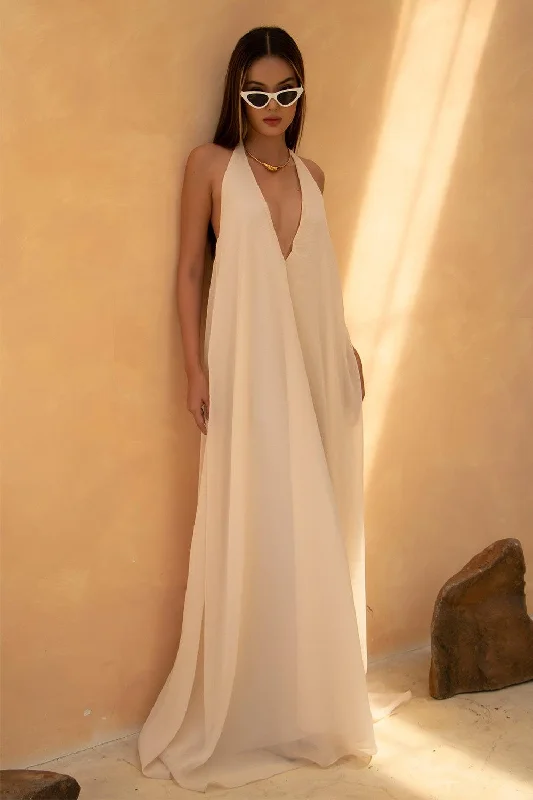 Velvet maxi dresses with long sleeves for winter weddingsMaxi Halter Flared Chiffon Floor Length Dress Velvet maxi dresses with long sleeves for winter weddingsMaxi Halter Flared Chiffon Floor Length Dress