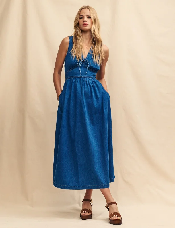 Velvet midi dresses in jewel tones for a glamorous winter eventBlue Denim Astra Midi Dress Velvet midi dresses in jewel tones for a glamorous winter eventBlue Denim Astra Midi Dress