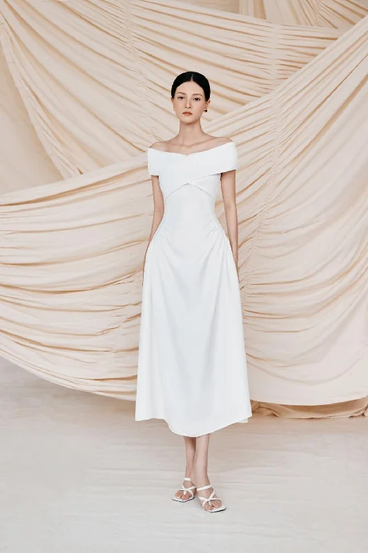 Midi dresses with denim fabric for a casual yet stylish day outOhana A-line Off-Shoulder Khaki Silk Midi Dress Midi dresses with denim fabric for a casual yet stylish day outOhana A-line Off-Shoulder Khaki Silk Midi Dress