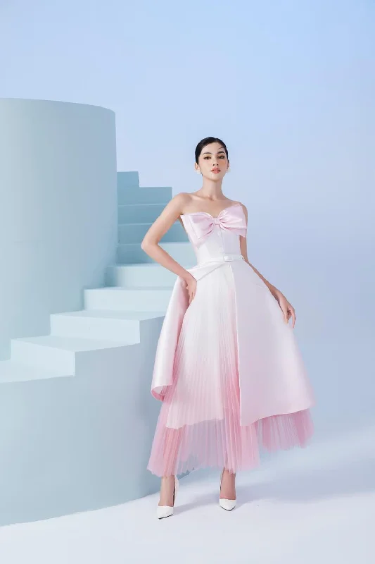 Midi dresses with ruffled bodices for a more pronounced feminine lookPinkie Bowtie Dress Midi dresses with ruffled bodices for a more pronounced feminine lookPinkie Bowtie Dress