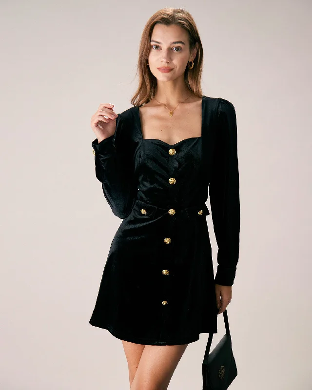 Mini dresses with fringe for a bohemian styleThe Black Sweetheart Neck Velvet Mini Dress Mini dresses with fringe for a bohemian styleThe Black Sweetheart Neck Velvet Mini Dress