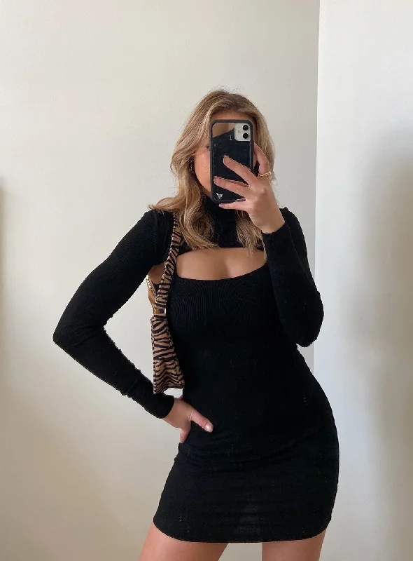 Sequined bodycon dress for a sparkling party look​Carmen Mini Dress Black