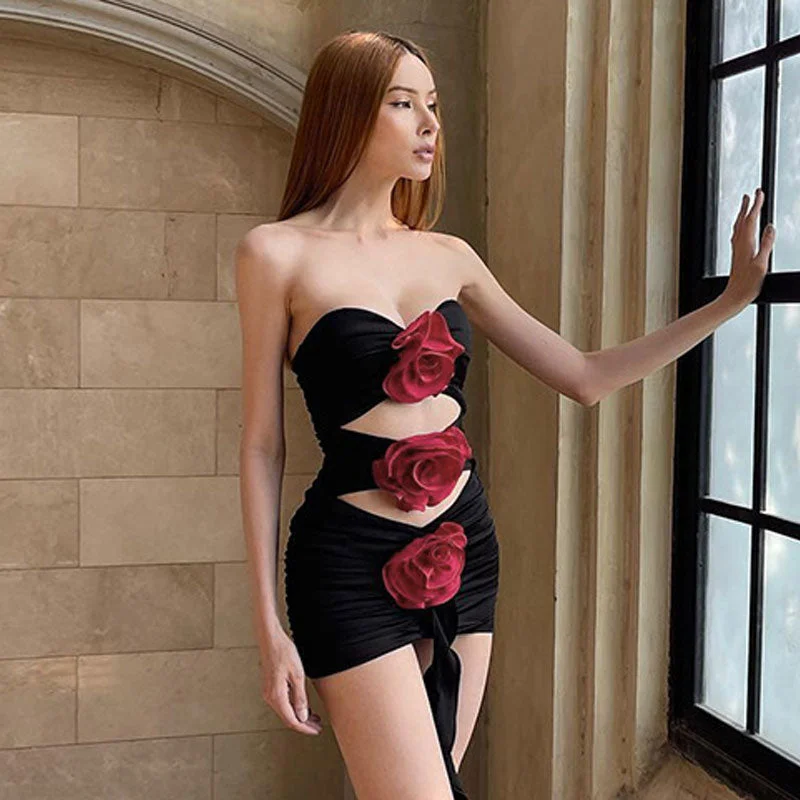 Metallic cocktail dresses with a halter neck for a glamorous occasionBerryBetty - Ruched Choker Neck Cut Out Strapless Bodycon Mini Dress - Black
