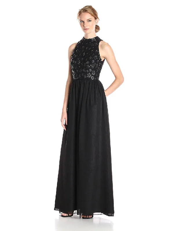 Formal dresses with tiered lace skirts and off - the - shoulder necklines for a feminine and elegant formal appearanceAdrianna Papell - Halter Neckline Chiffon Long Dress AP1E200026 Formal dresses with tiered lace skirts and off - the - shoulder necklines for a feminine and elegant formal appearanceAdrianna Papell - Halter Neckline Chiffon Long Dress AP1E200026