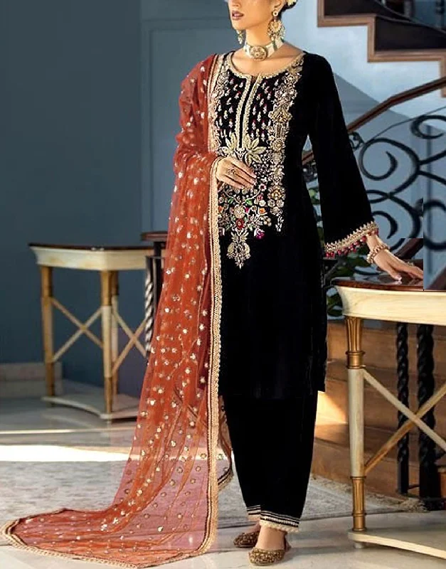 Ball gown party dresses with a full skirt for a princess - like lookGlamorous Handwork & Heavy Embroidered Black Velvet Wedding Dress 2024 (DZ16739) Ball gown party dresses with a full skirt for a princess - like lookGlamorous Handwork & Heavy Embroidered Black Velvet Wedding Dress 2024 (DZ16739)