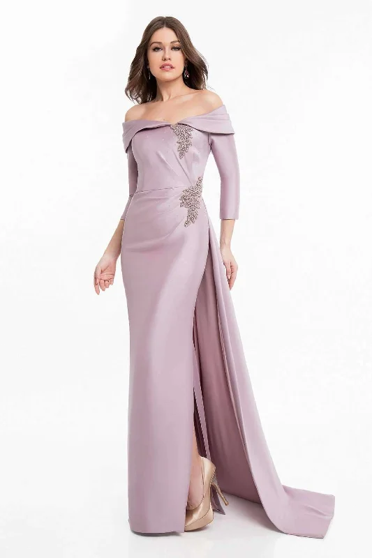Sleeveless formal dresses with sequined straps and a - line skirts for a classic formal eventTerani 1821M7550 Dress Sleeveless formal dresses with sequined straps and a - line skirts for a classic formal eventTerani 1821M7550 Dress